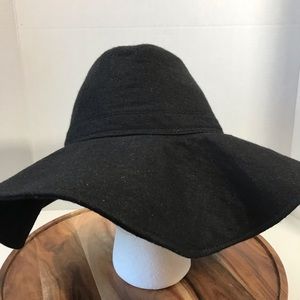 Bijoux Terner felt Floopy Hat Cap Black